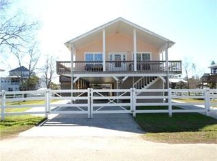4039 Old Lazy River Rd, Bay Saint Louis, MS 39520