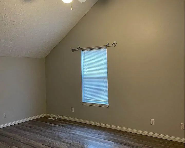 5827 River Walk Cir — Photo 12