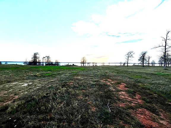 2nd image of 0 Grapevine Ave