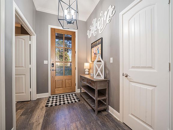 3rd image of 1001 Millstone Ln