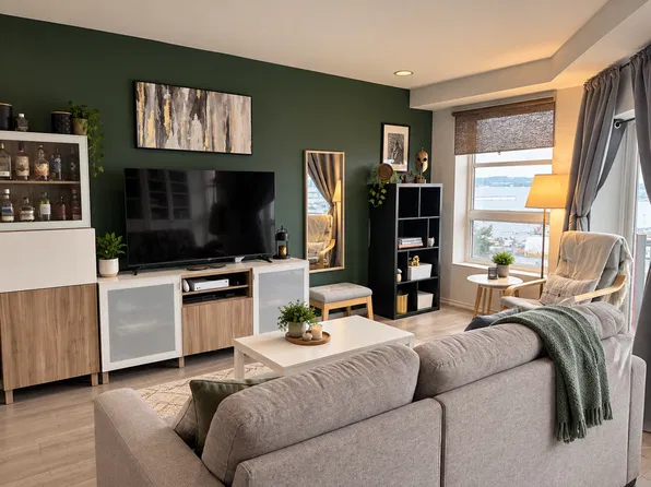 5221 Nora Bernard St, Halifax, NS B3K 0B6