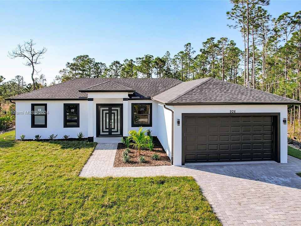 1st image of 926 Bolivia Dr