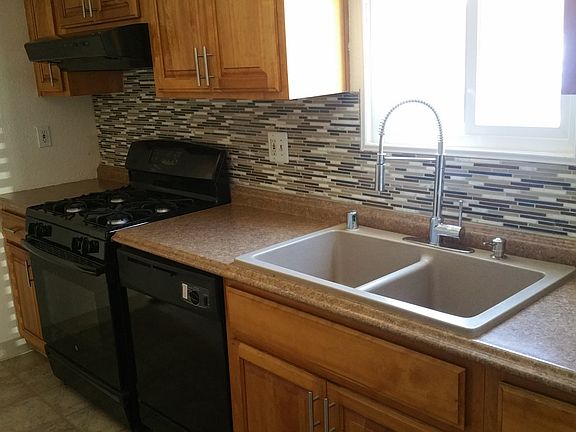 Kitchen, All NEW !!