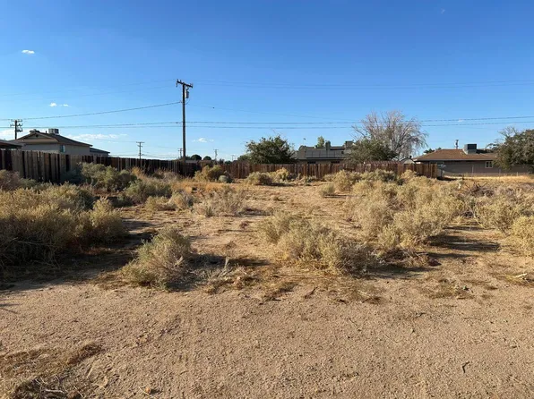 Hemlock Ave, California City, CA 93505