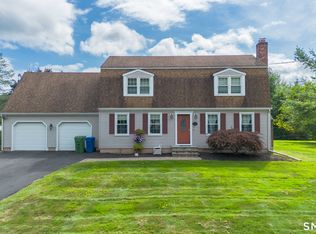 16 Quigley Rd, Wallingford, CT 06492