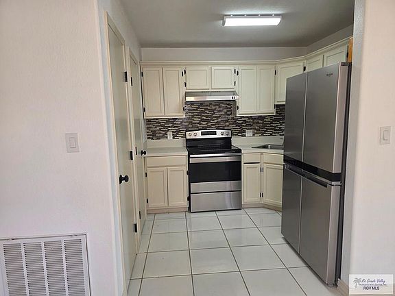 5th image of 4731 Mona Dr
