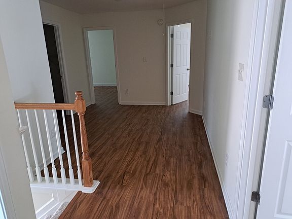 Upstair hallway joining four bedrooms