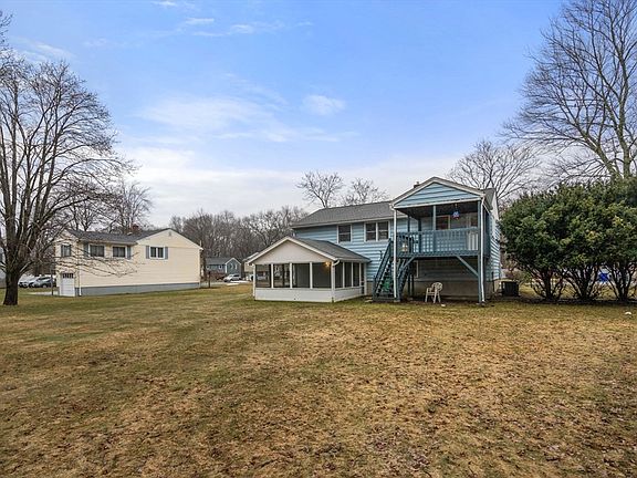 2nd image of 6 Nancy Cir