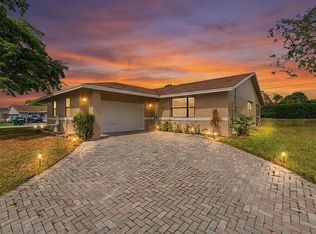 7520 NW 88th Ter, Fort Lauderdale, FL 33321
