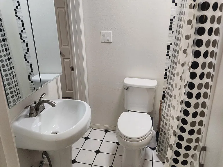 20 N White Mountain Rd — Photo 21