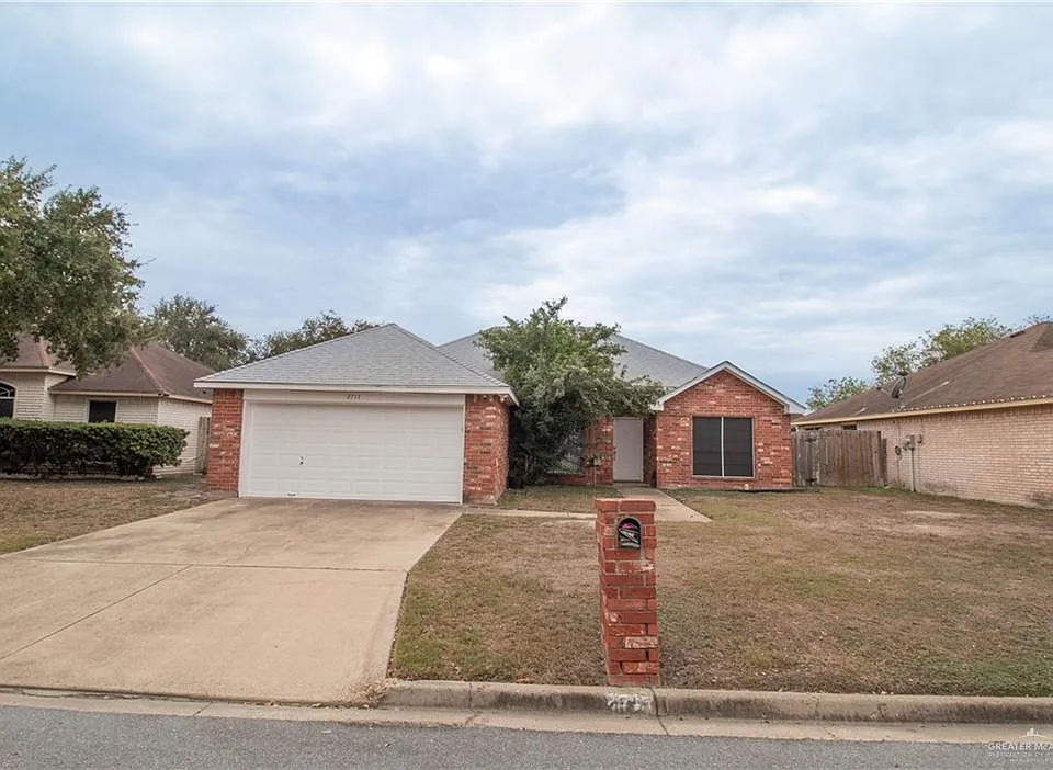 2717 Umbrellabird Ave