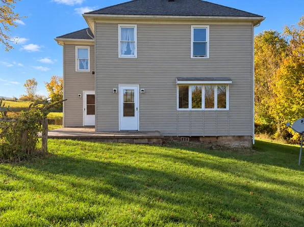 3655 Warner Ln, Cambridge, OH 43725