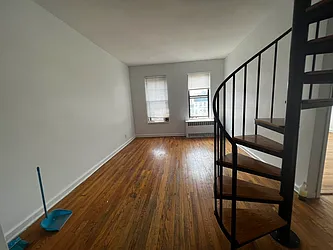 Rented by Salon Realty Corp