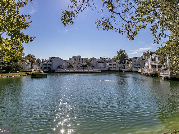 5th image of 3426 Lakeside View Dr #10-4