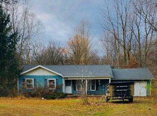 21380 Sherwood Rd, Belleville, MI 48111