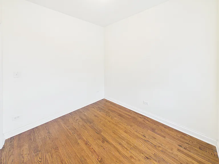 6233 S Langley Ave #3S — Photo 24