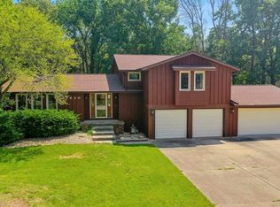 1620 Happiness Cir, Green Bay, WI 54311