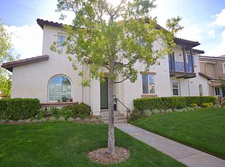 27454 Coldwater Dr, Valencia, CA 91354