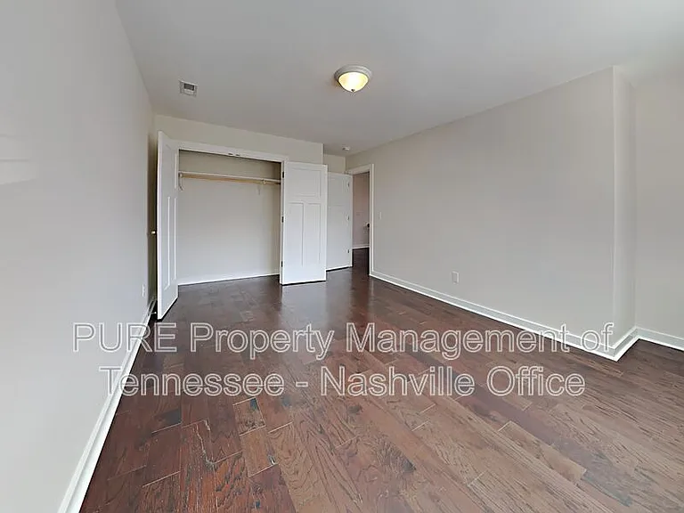 303 Gatewood Ave — Photo 14