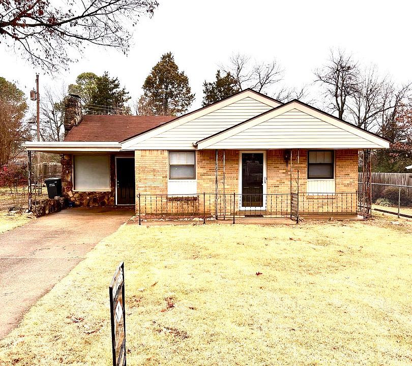 1st image of 732 Crest Dr