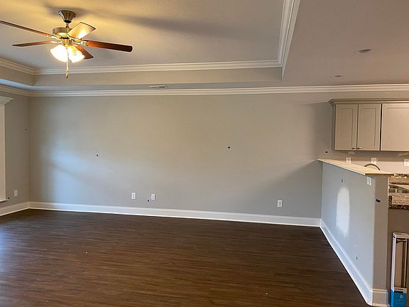 4th image of 1606 Griffitts Blvd