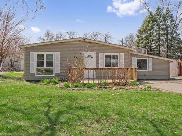 15 Durango Rd, Montgomery, IL 60538