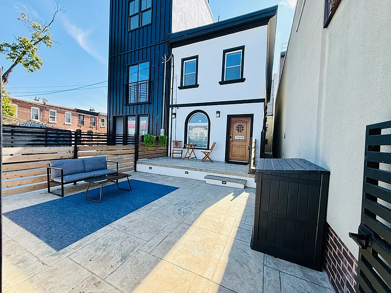 2504 E York St #1 — Photo 18