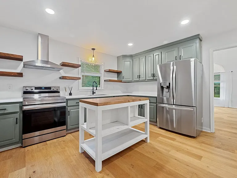 6608 Wexford Ln — Photo 5