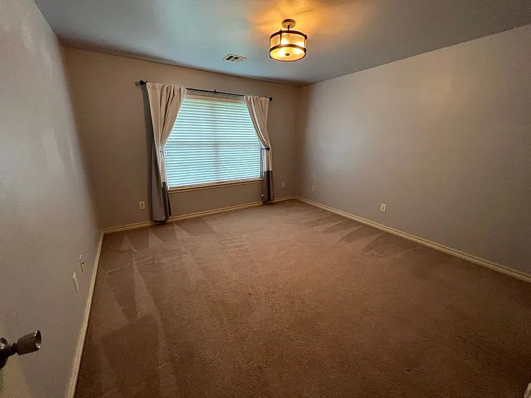4031 Briar Ln — Photo 16