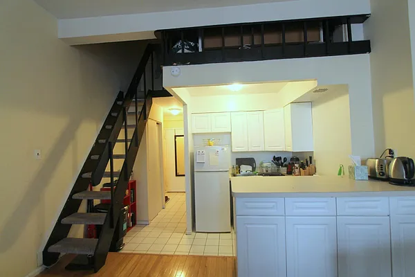 Rented by Citi Habitats | media 11