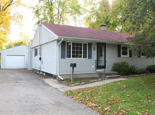 2801 Hillcrest St, Lansing, MI 48911