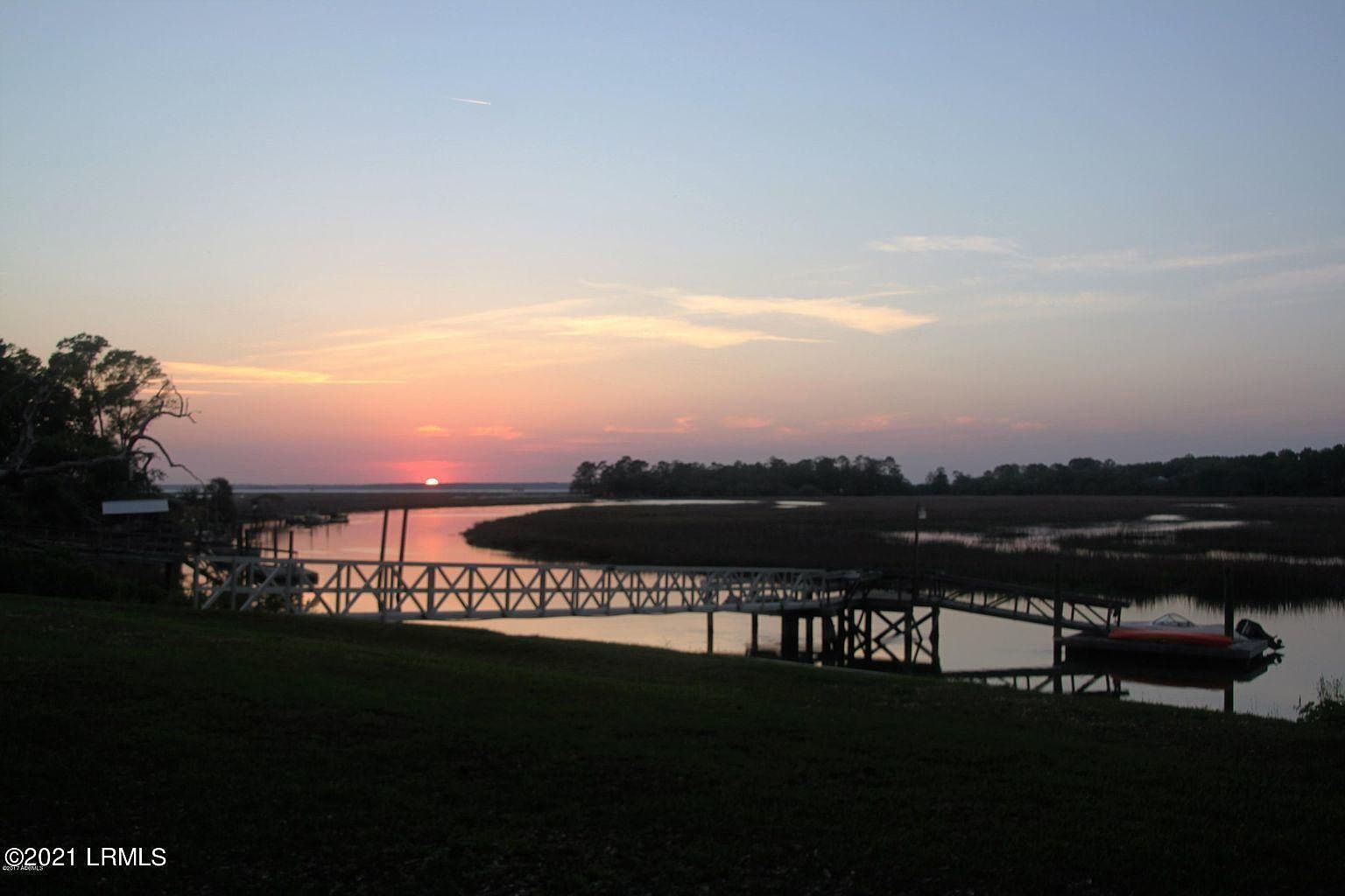 6086 Vaux Rd, Beaufort, SC 29906 Zillow