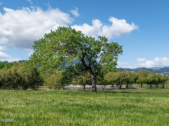 5th image of White Oak Rd
