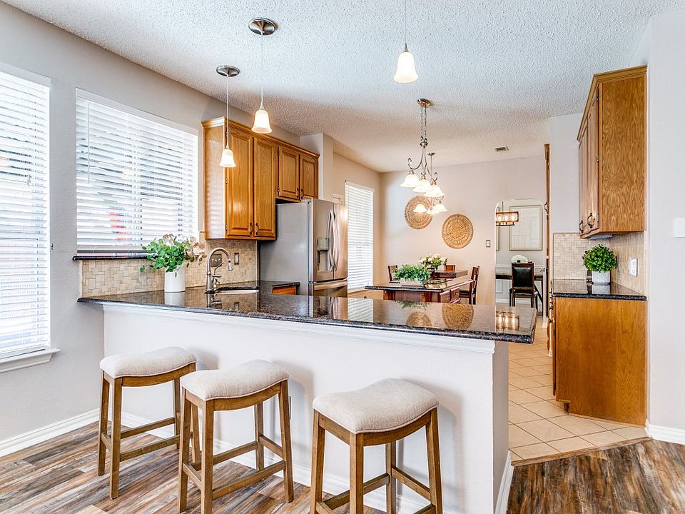 1st image of 4029 Oak Grove Ct