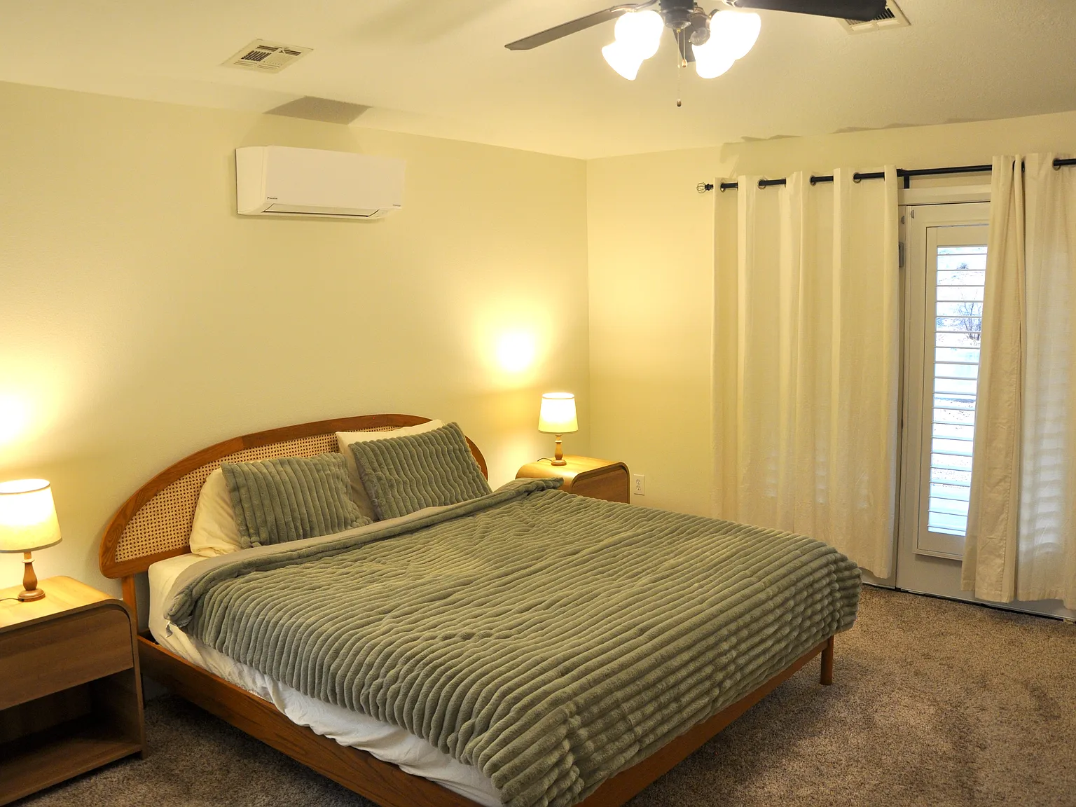 4 bed, $4,500 — Photo 4