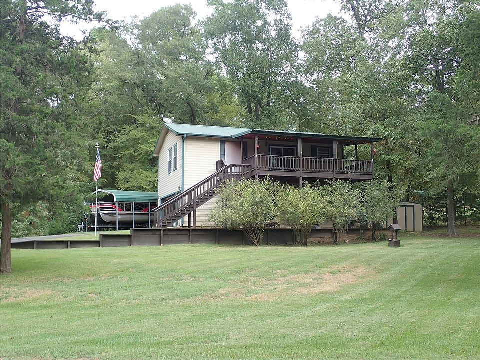 1st image of 401 Private Road 52436