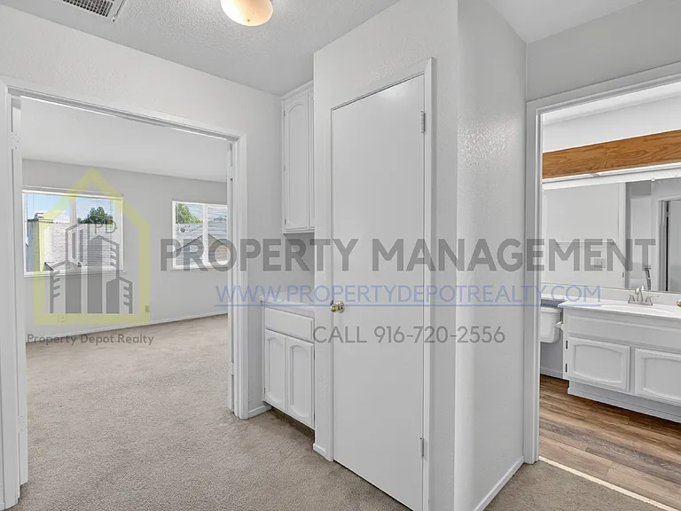 9013 Figtree Ct — Photo 30