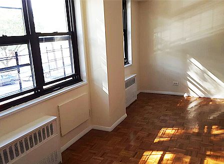 2nd image of 2010 Bruckner Blvd APT 11L