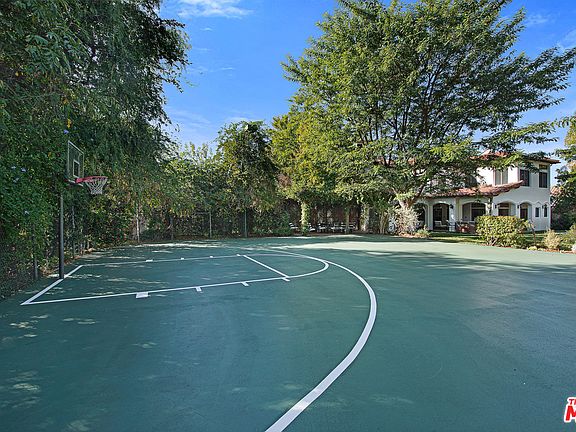 2nd image of 5352 Calvin Ave