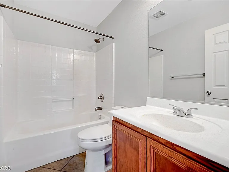 514 Eresma St — Photo 14