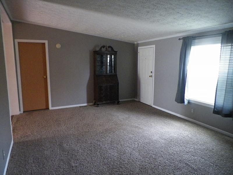 172 Michigan St, Kinde, MI 48445 Zillow