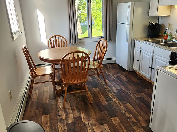3rd image of 430 Grandview Ave #22