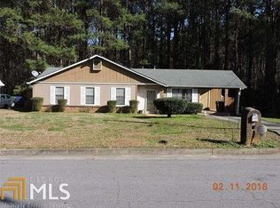 561 Utoy Cir SW, Atlanta, GA 30331