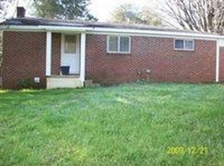 668 County Road 675, Riceville, TN 37370