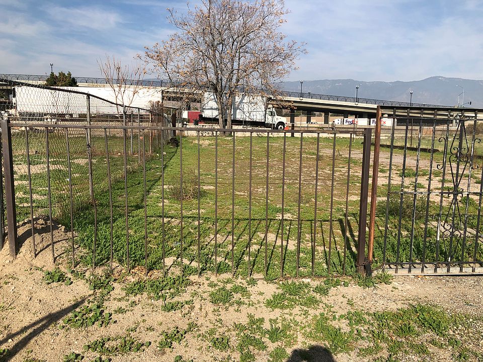 34.134759-11731335 Coordinat
