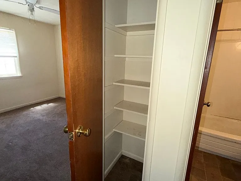 Welcome to Manor Heights Apartments! — Photo 18