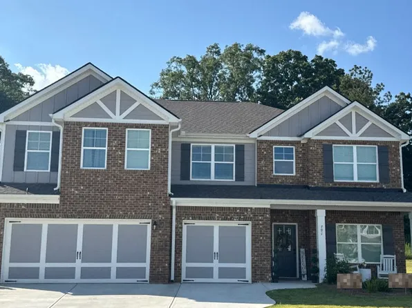 791 Grande Bishop Dr, Fairburn, GA 30213