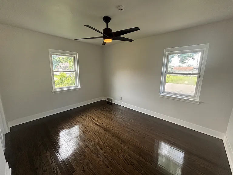 4429 W 13th Ave — Photo 2