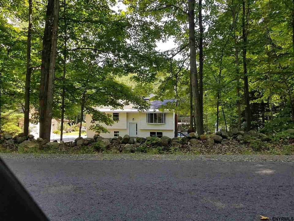 1st image of 1804 Mechanic St