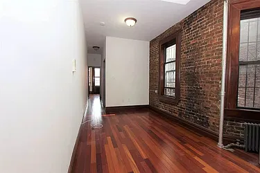 Rented by MOTION New York